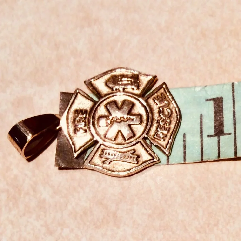 14k Gold Fire Resue with Cadieus symbol Maltese Cross Pendant - Picture 10 of 11